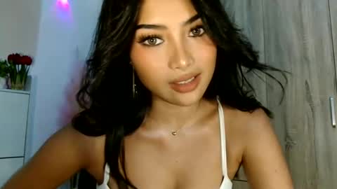 Bridgets room online show from 04.24.26