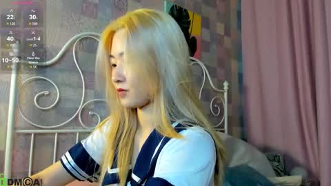 Snapshot of bridgetbottrel chatting on 09.18.25 Bridget online show from 09.18.25