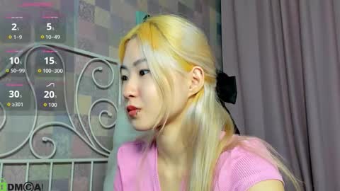 Snapshot of bridgetbottrel chatting on 09.22.25 Bridget online show from 09.22.25