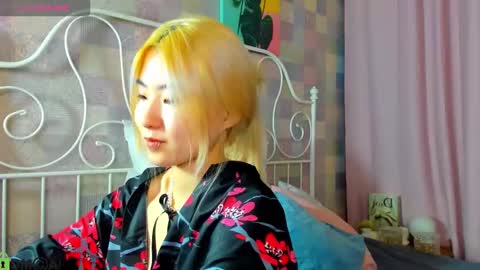 Snapshot of bridgetbottrel chatting on 09.26.25 Bridget online show from 09.26.25