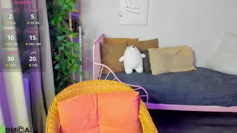 Snapshot of bridgetbottrel chatting on 09.27.25 Bridget online show from 09.27.25