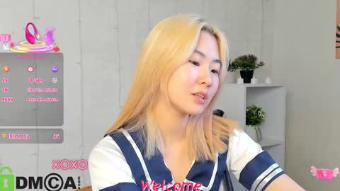 Snapshot of bridgetbottrel chatting on 11.07.25 Bridget online show from 11.07.25