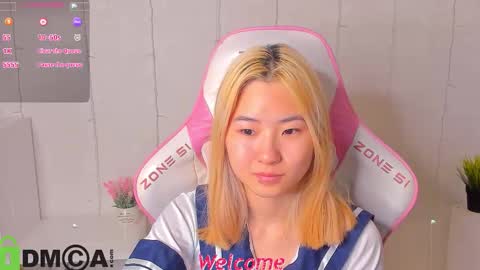 Snapshot of bridgetbottrel chatting on 11.16.25 Bridget online show from 11.16.25