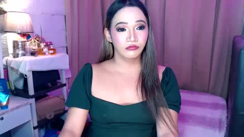 Snapshot of bridgettlovesyou chatting on 02.14.25 BRIDGETT online show from 02.14.25