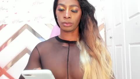 BIRGGITTEBONY online show from 01.12.25