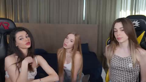 Diamonds Girls online show from 03.10.25