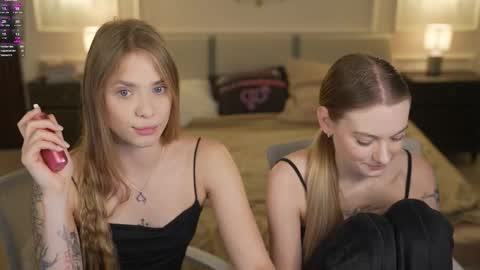 Diamonds Girls online show from 11.28.25