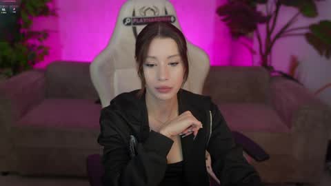 Snapshot of bright_diamonds_054 chatting on 05.26.26 Diamonds Girls online show from 05.26.26