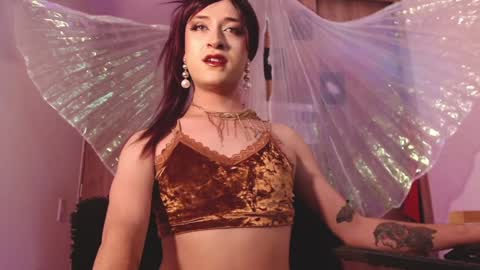 Snapshot of brillamettal chatting on 01.06.25 Brilla Mettal online show from 01.06.25