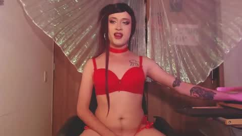 Snapshot of brillamettal chatting on 02.14.25 Brilla Mettal online show from 02.14.25