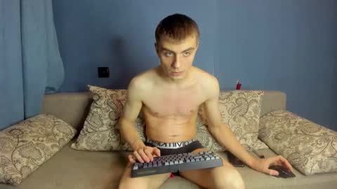 Snapshot of bristlebback chatting on 12.22.25 bristlebback online show from 12.22.25