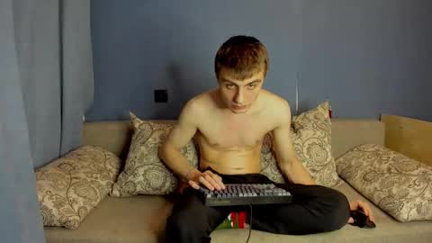 Snapshot of bristlebback chatting on 01.19.26 bristlebback online show from 01.19.26