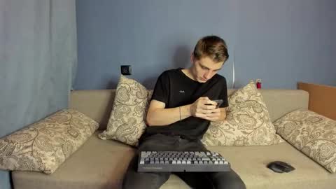 Snapshot of bristlebback chatting on 02.15.26 bristlebback online show from 02.15.26