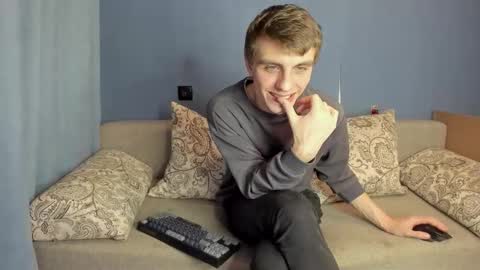 Snapshot of bristlebback chatting on 02.20.26 bristlebback online show from 02.20.26