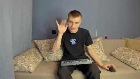 Snapshot of bristlebback chatting on 02.28.26 bristlebback online show from 02.28.26