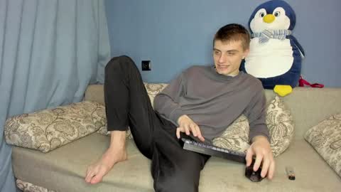 bristlebback online show from 04.12.26