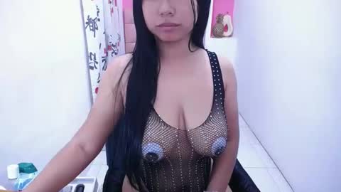 britanyx1 online show from 01.22.25