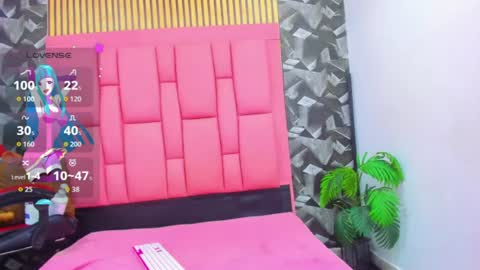 Snapshot of brithanyslim chatting on 06.16.26 brithanyslim online show from 06.16.26