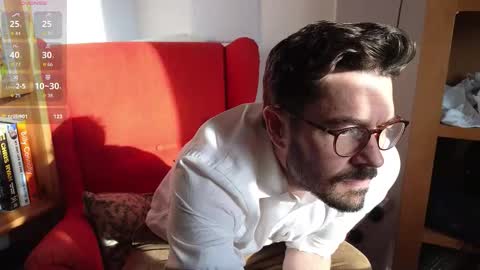 Snapshot of britishpoet69 chatting on 10.29.25 British Poet online show from 10.29.25