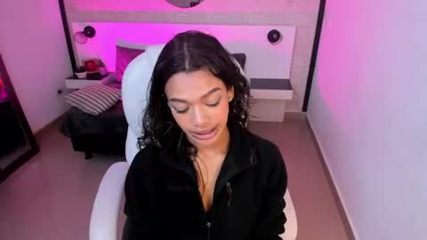 britney_collins_ online show from 07.01.26