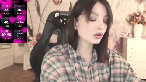 britneybarker online show from 09.29.25