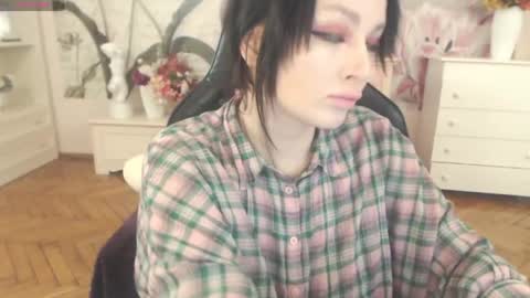 britneybarker online show from 04.14.26