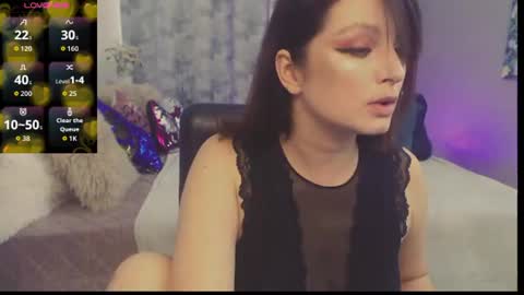 Snapshot of britneybarker chatting on 07.07.26 britneybarker online show from 07.07.26