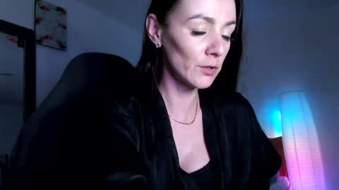 Britney online show from 04.05.26