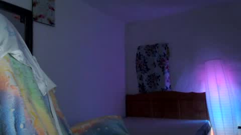 Britney online show from 04.10.26