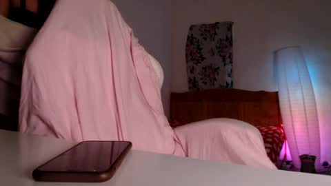 Britney online show from 04.18.26