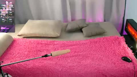 Britney. Part-time devil  online show from 03.04.26