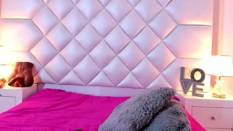 Brittany  online show from 02.22.25