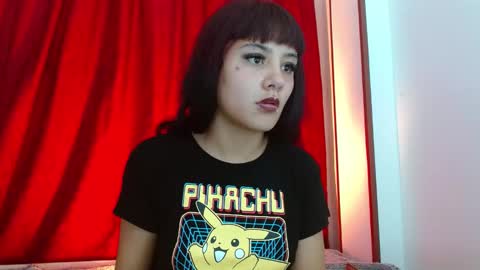 Snapshot of brittany_bubbles chatting on 02.18.25 maru miaw Please help me to reach 100 thumbs up online show from 02.18.25