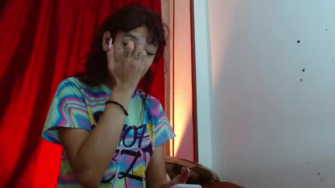 Snapshot of brittany_bubbles chatting on 02.21.25 maru miaw Please help me to reach 100 thumbs up online show from 02.21.25