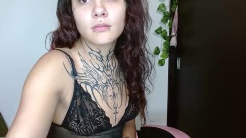 maru miaw   Please help me to reach 100 thumbs up online show from 03.11.26