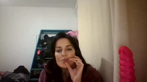 Brittany Love online show from 05.27.26