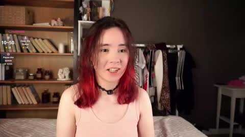 Snapshot of britthe chatting on 11.07.25 Lina online show from 11.07.25