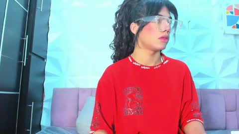 Snapshot of briyit_doll chatting on 01.26.25 BRIYIT online show from 01.26.25