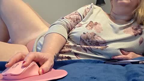 brkenprincess81 online show from 02.21.26