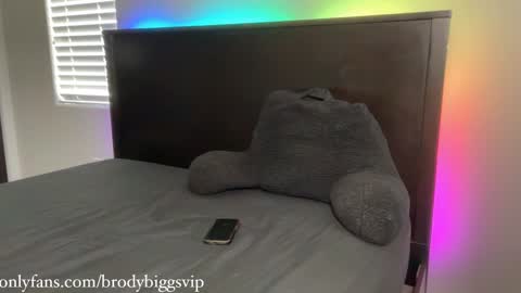 Snapshot of brodybiggs chatting on 02.02.25 Brody Biggs online show from 02.02.25