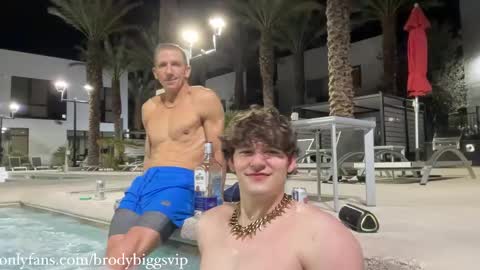 Snapshot of brodybiggs chatting on 03.11.25 Brody Biggs online show from 03.11.25