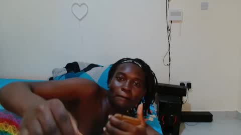 Snapshot of broken_haloo chatting on 04.13.26 broken_haloo online show from 04.13.26