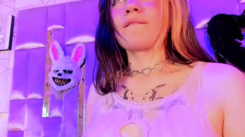     online show from 02.03.25