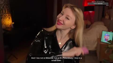 Snapshot of bronnica chatting on 01.08.26 Anna online show from 01.08.26