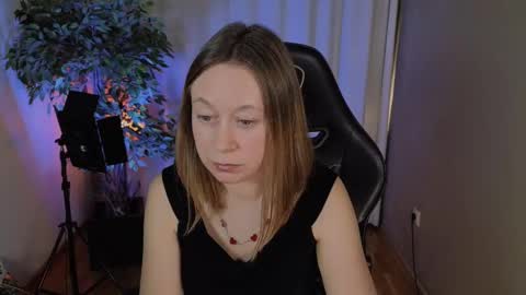 Snapshot of brooke_evans_ chatting on 03.08.25 Brooke online show from 03.08.25