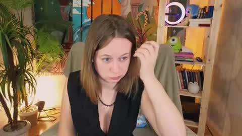 Snapshot of brooke_evans_ chatting on 09.24.25 Brooke online show from 09.24.25