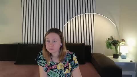 Snapshot of brooke_evans_ chatting on 10.23.25 Brooke online show from 10.23.25