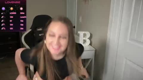 brookebee online show from 03.11.25