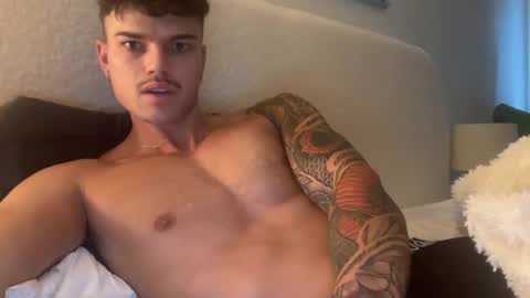 BrooklynTay online show from 02.12.26