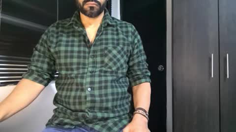 Bruce online show from 02.05.25